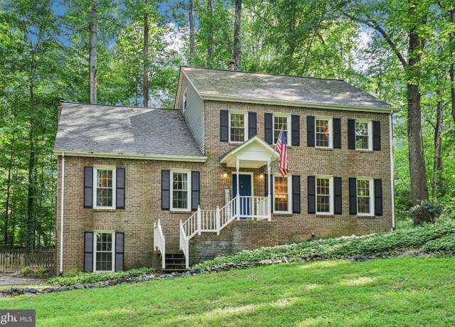 Property at 7410 Terranova Dr, Warrenton, VA 20187, 4 beds, 2.5 baths