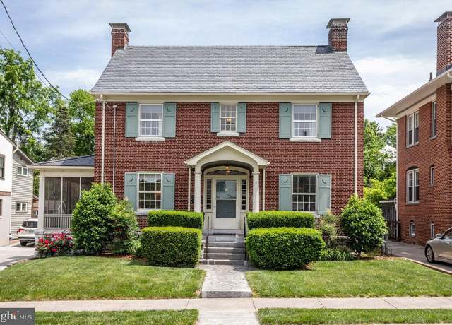 Property at 222 E Grattan St, Harrisonburg, VA 22801, 4 beds, 2.5 baths