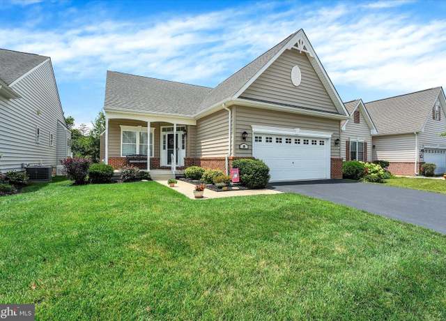 Property at 69 Devalinder Dr, Newark, DE 19702, 3 beds, 3 baths