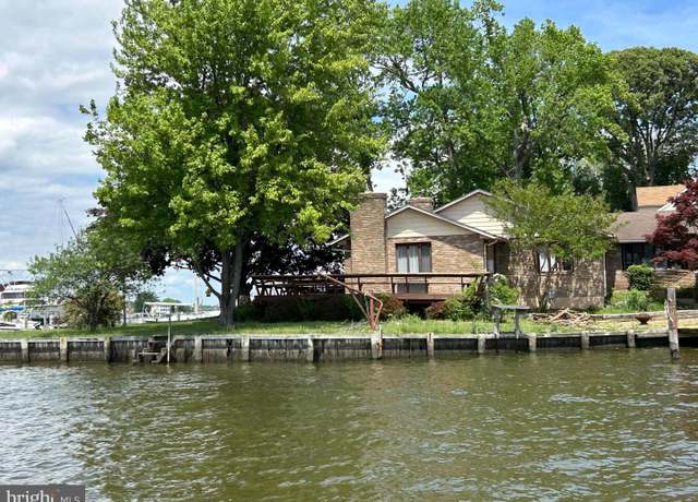 Property at 2308 Martin Dr, Baltimore, MD 21221, 3 beds, 2 baths