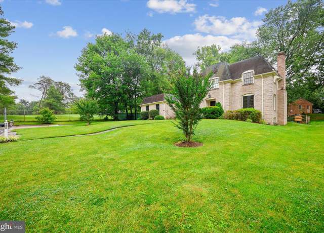 Property at 7600 Charleston Dr, Bethesda, MD 20817, 4 beds, 3.5 baths