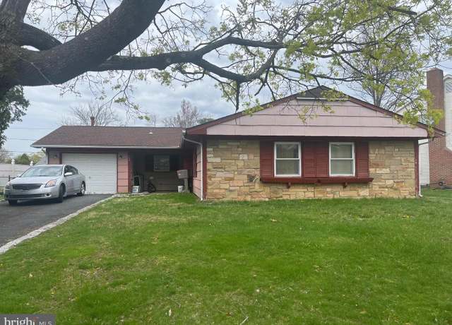 Property at 165 Nottingham Dr, Willingboro, NJ 08046, 3 beds, 2 baths