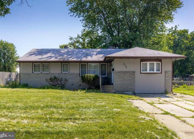 Property at 528 Fresno Dr, Magnolia, NJ 08049, 4 beds, 1 bath