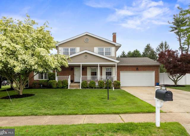 Property at 43 Drialo Dr, Allentown, NJ 08501, 3 beds, 3 baths