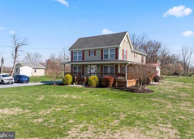 Property at 404 Woodstown Daretown Rd, Pilesgrove, NJ 08098, 3 beds, 2.5 baths