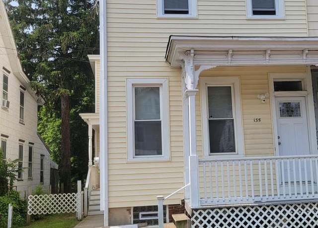 Property at 135 Grant St, Salem, NJ 08079, 4 beds, 1.5 baths
