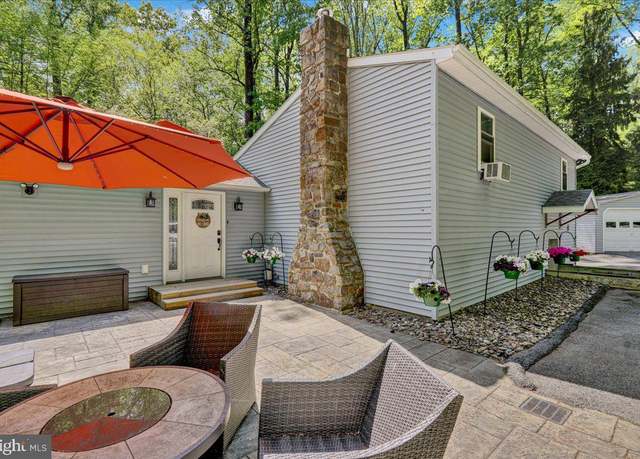 Property at 20 Erhardt Rd, Fleetwood, PA 19522, 2 beds, 2 baths
