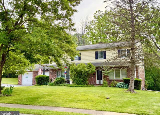 Property at 325 and 327 S Griffith Dr, Douglassville, PA 19518, 5 beds