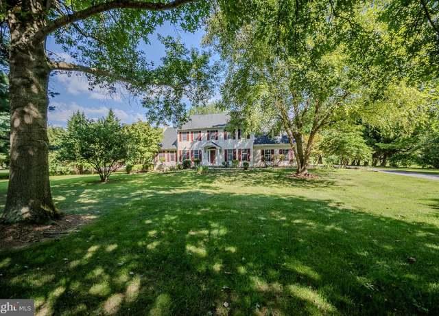 Property at 148 Stonegate Dr, Landenberg, PA 19350, 4 beds, 2.5 baths