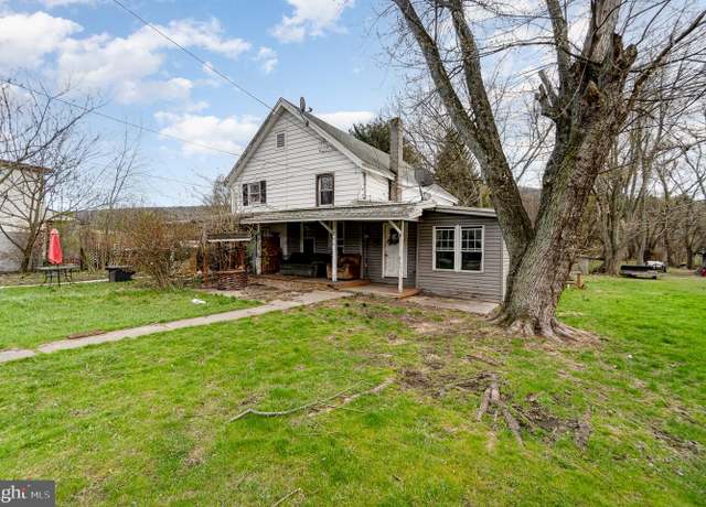 Property at 313 South St, Lykens, PA 17048, 3 beds, 2 baths