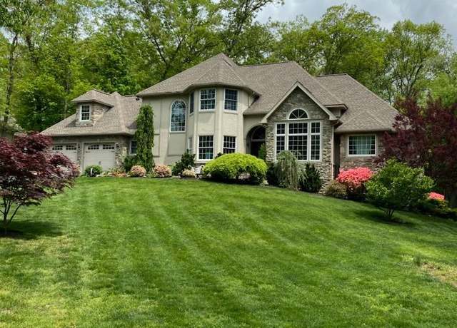 Property at 1760 White Oak Cir, Dauphin, PA 17018, 4 beds, 3 baths