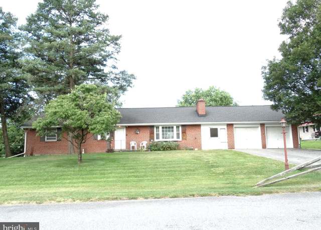 Property at 477 Madison Ave, Chambersburg, PA 17202, 3 beds, 1 bath