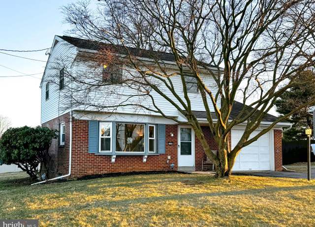 Property at 2540 Miller Rd, East Petersburg, PA 17520, 3 beds, 1.5 baths