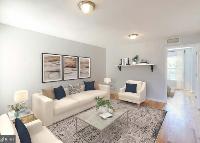 Property at 1133 W Colona St, Philadelphia, PA 19133, 8 beds, 4 baths