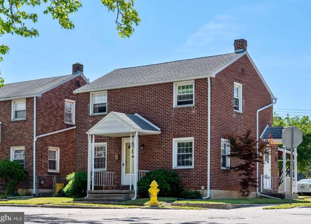 Property at 1102 E Poplar St, York, PA 17403, 2 beds, 1 bath