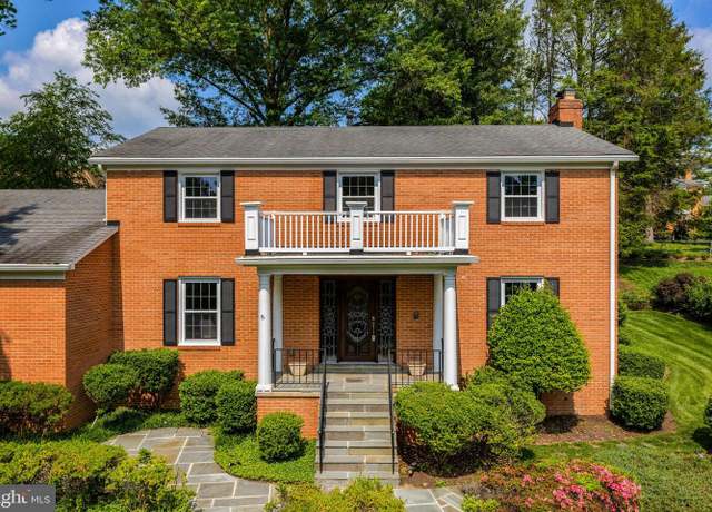 Property at 1517 Tuba Ct, Vienna, VA 22182, 5 beds, 4 baths