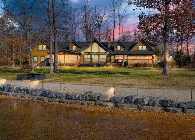 Property at 204 Loch Erie Way, Bumpass, VA 23024, 6 beds, 3.5 baths