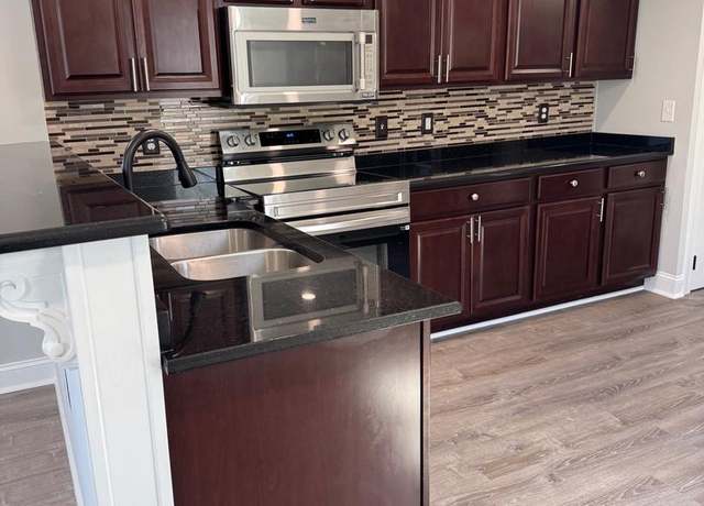 Property at 12 Susan St, Stafford, VA 22556, 3 beds, 2 baths