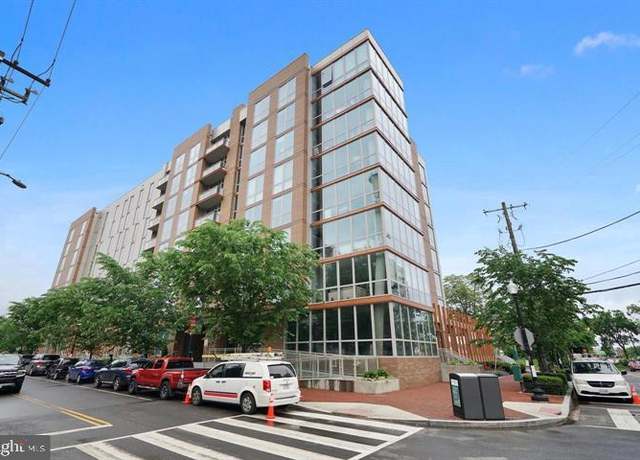 Property at 88 V St SW #711, Washington, DC 20024, 1 bed, 1.5 baths