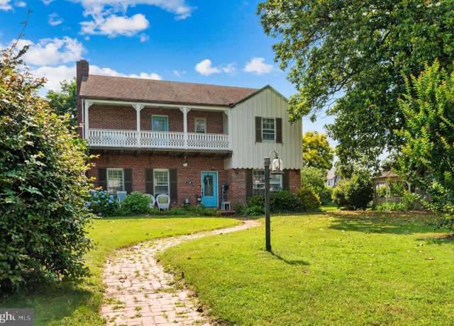 Property at 118 S Hall St, Seaford, DE 19973, 3 beds, 1.5 baths