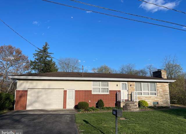 Property at 700 White Ave, Cumberland, MD 21502, 2 beds, 2 baths