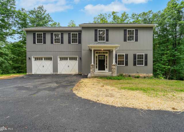 Property at 7161 Woodville Rd, Mount Airy, MD 21771, 4 beds, 3.5 baths