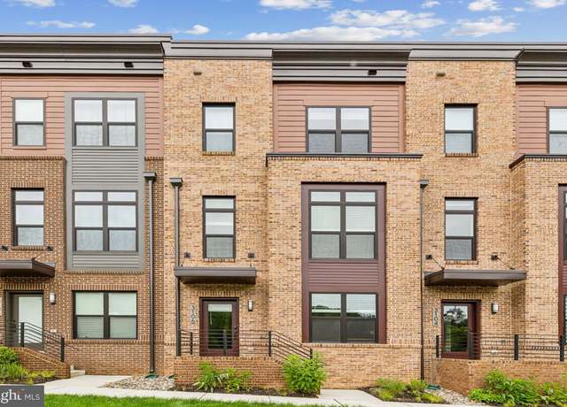 Property at 3106 Royal Fern Pl, Rockville, MD 20852, 3 beds, 3.5 baths