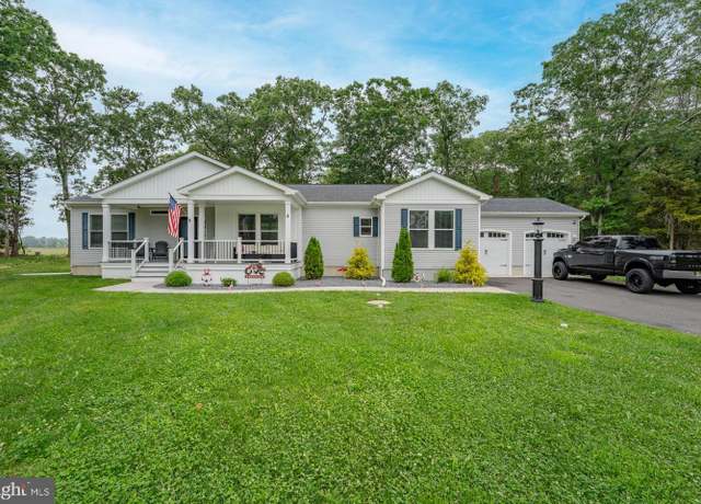 Property at 4 Gibson Ln, Cape May Court House, NJ 08210, 4 beds, 3 baths