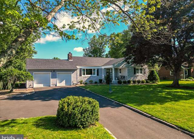 Property at 251 Washington Crossing Pennington Rd, Titusville, NJ 08560, 3 beds, 3 baths
