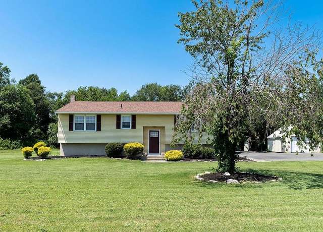 Property at 469 Olivet Rd, Pittsgrove, NJ 08318, 3 beds, 1.5 baths