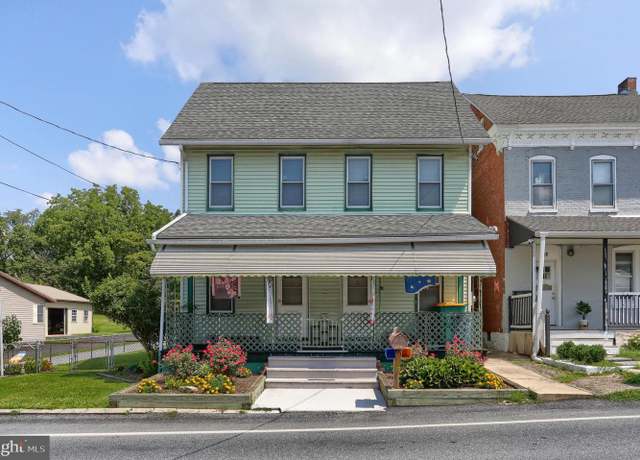 Property at 13 Montello Rd, Reading, PA 19608, 4 beds, 3 baths