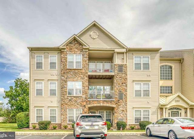 Property at 200 Beech Blvd #301, Warminster, PA 18974, 2 beds, 2 baths