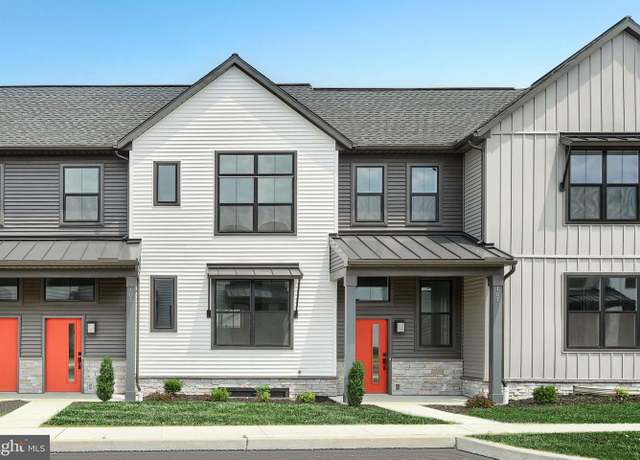 Property at 105 Madison Dr, Mechanicsburg, PA 17055, 3 beds, 2.5 baths