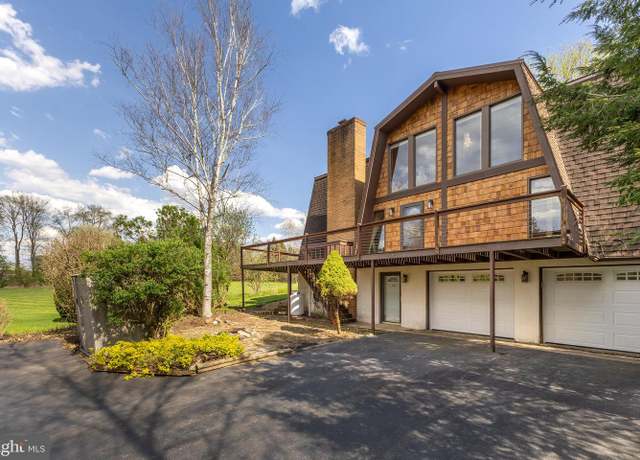 Property at 132 Goldenrod Ln, Bellefonte, PA 16823, 3 beds, 2 baths