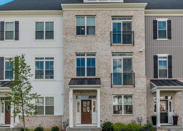 Property at 621 Burcham St, Phoenixville, PA 19460, 3 beds, 2.5 baths
