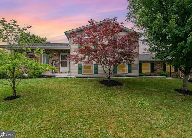 Property at 4300 New Hampshire Dr, Harrisburg, PA 17112, 3 beds, 2.5 baths