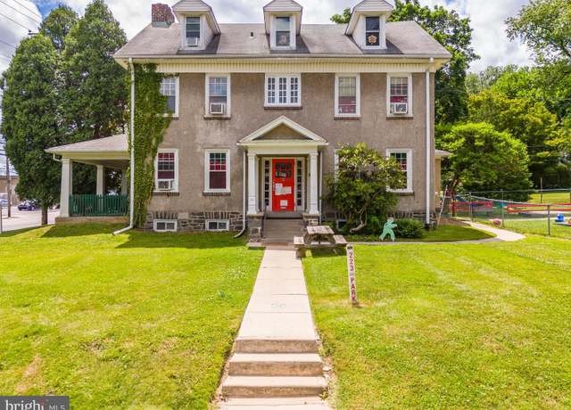 Property at 223 E Park Rd, Havertown, PA 19083, 6 beds, 1.5 baths