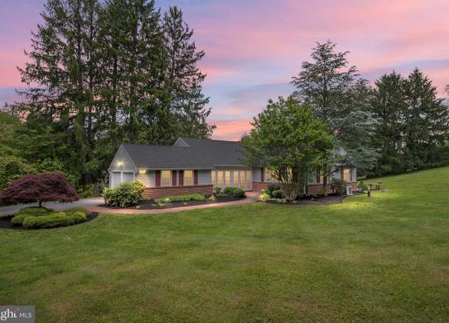 Property at 10 Old Orchard Ln, Chadds Ford, PA 19317, 3 beds, 2.5 baths