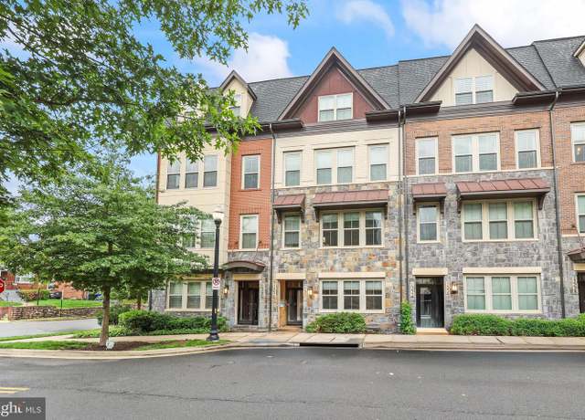 Property at 1334 S Quinn St, Arlington, VA 22204, 3 beds, 3.5 baths