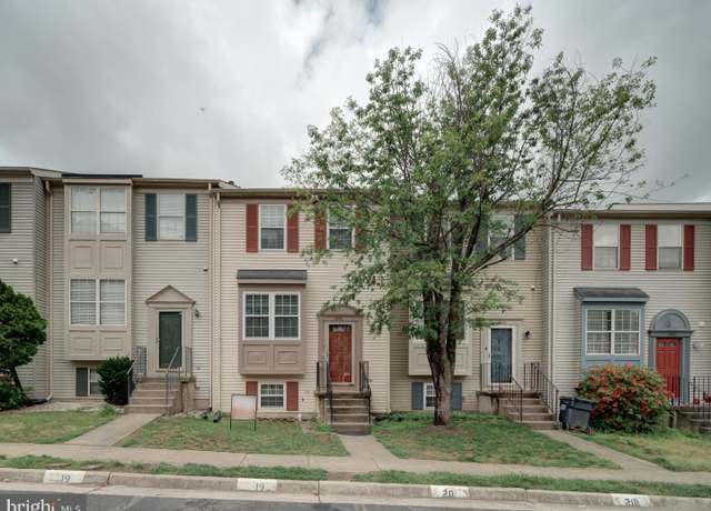 Property at 1941 Winslow Ct, Woodbridge, VA 22191, 4 beds, 3.5 baths