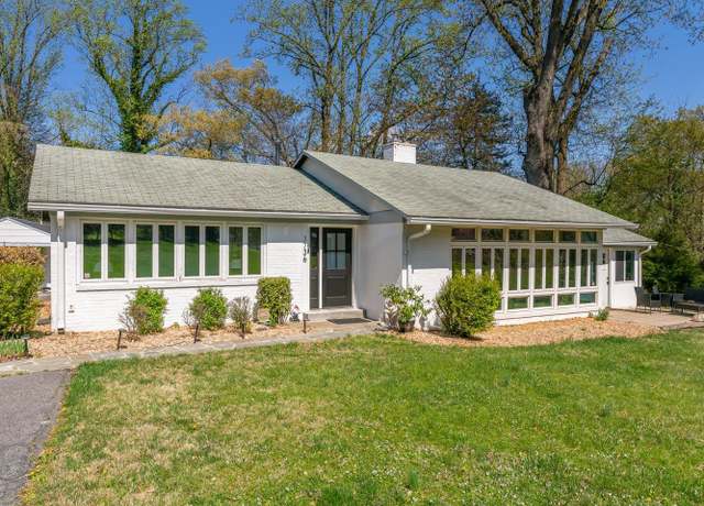 Property at 1736 Overlook Dr, Silver Spring, MD 20903, 2 beds, 1.5 baths