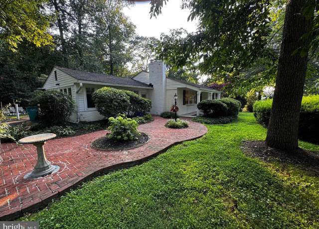 Property at 5800 Granby Rd, Rockville, MD 20855, 4 beds, 2.5 baths