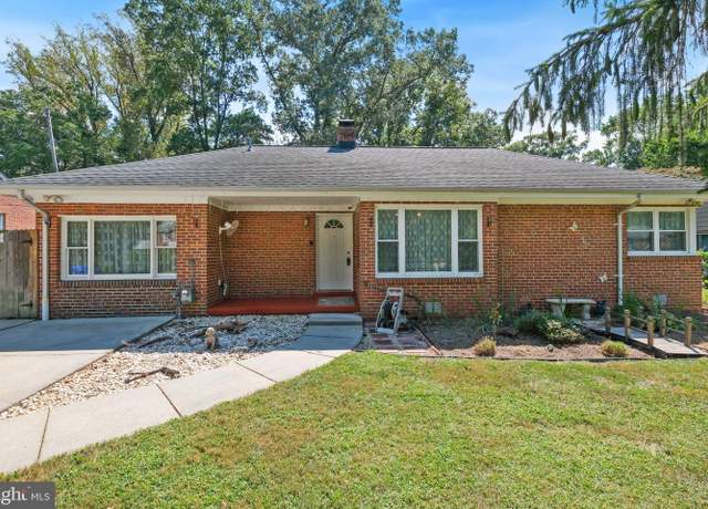 Property at 2124 Henderson Ave, Silver Spring, MD 20902, 4 beds, 3 baths