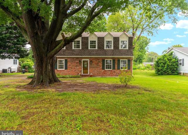 Property at 515 Bayside Dr, Stevensville, MD 21666, 4 beds, 2.5 baths