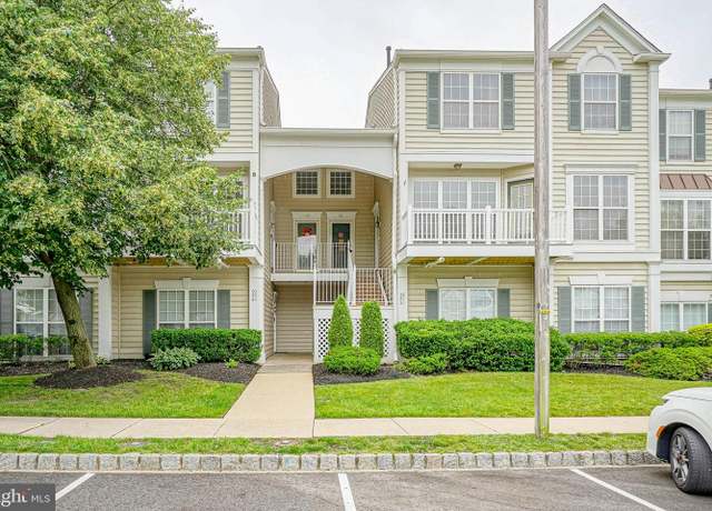 Property at 84 Foxglove Dr, Delran, NJ 08075, 2 beds, 1.5 baths