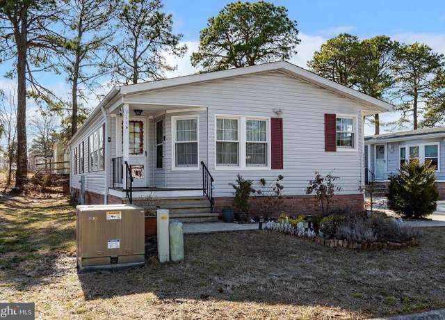 Property at 114 Briarwood Ct, Whiting, NJ 08759, 2 beds, 2 baths