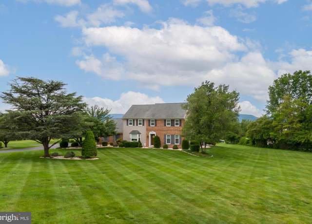Property at 120 Specht Dr, Hamburg, PA 19526, 4 beds, 2.5 baths