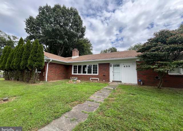 Property at 499 Collins Dr, Springfield, PA 19064, 4 beds, 2 baths