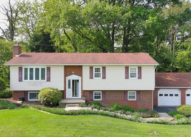 Property at 195 Echo Dr, Chambersburg, PA 17202, 4 beds, 2 baths