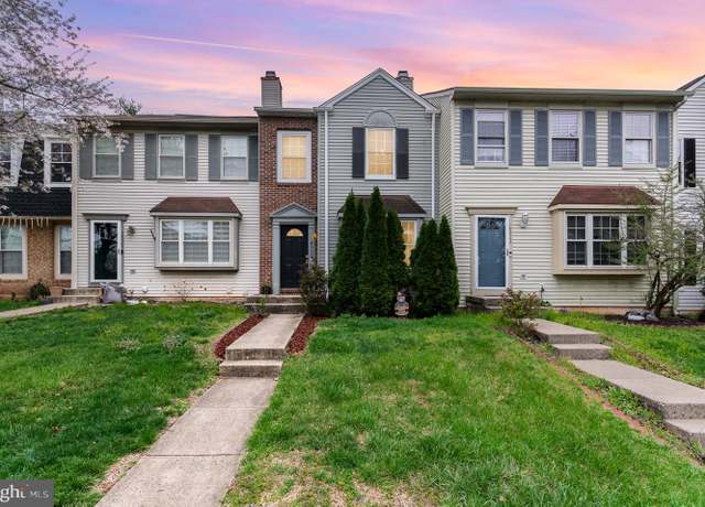 Property at 14505 Castleford Ct, Centreville, VA 20121, 3 beds, 2.5 baths